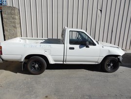 1994 TOYOTA TRUCK BASE STD CAB WHITE 2.4L AT 2WD Z17796